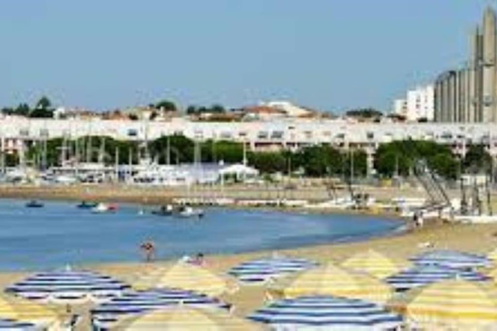 Style Vintage Chic A 20 M De La Plage Saint-Georges-de-Didonne Exterior foto